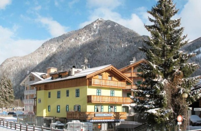Apartment Rossetti in Pozza di Fassa - 14 persons, 4 bedrooms