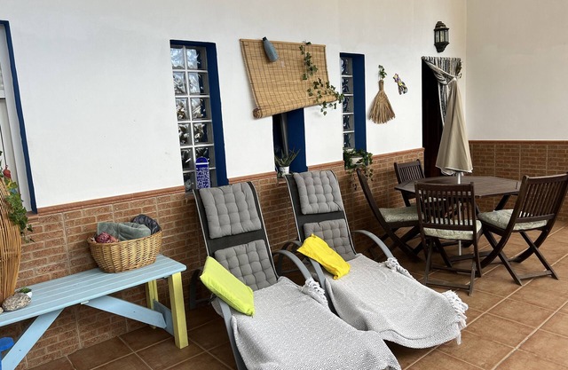 Apartment Salamandra with Mountain View, Pool, Garden & Wi-Fi
