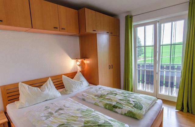 Apartment 'Schwalbennest' with Balcony and Wi-Fi