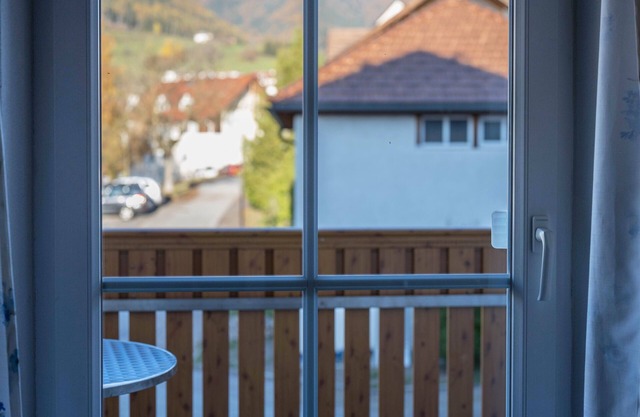 Apartment “Treyer 7 Typ A” with Mountain View, Wi-Fi, Balcony & Garden