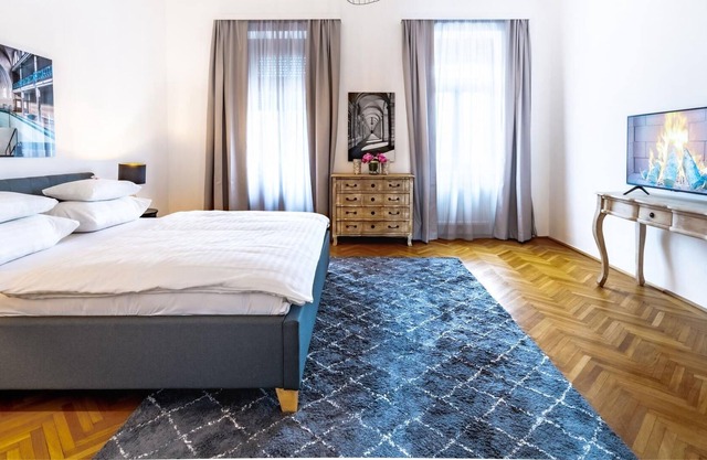 Apartment with Terrace & King Bed in Krems Stadt