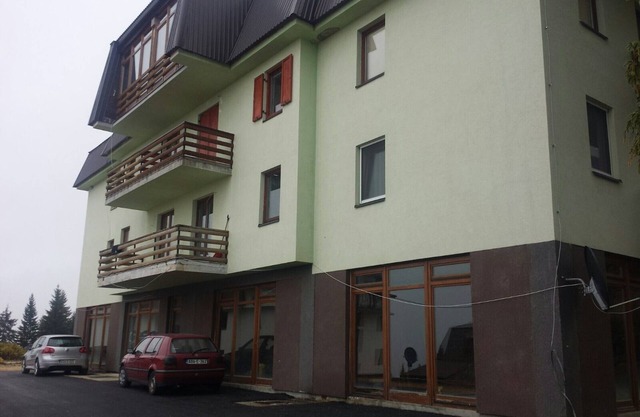 Apartment Zeleni - One Bedroom Apartment with Balcony