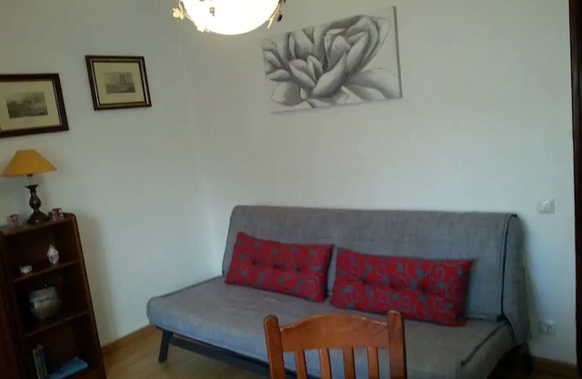 Apis Red Apartment, Cable TV, Wifi