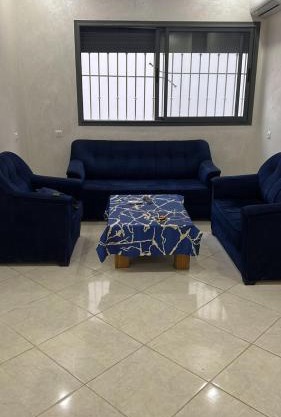 Apparemment élégant et bien situé dans un appartement sécurisé a kenitra