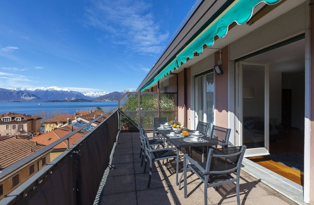 Appartamento Il Golfo Lake View, Laveno Mombello, Italy