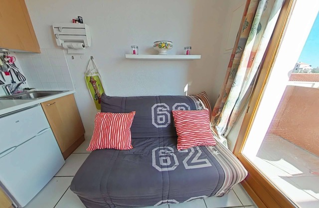 Appartement Studio cabine 2 couchages PORT LEUCATE NATURISME