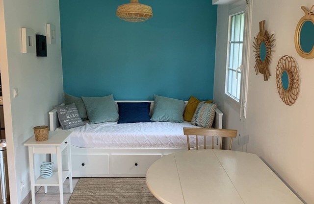 Appartement avec jardin et piscine, proche plage et centre ville !