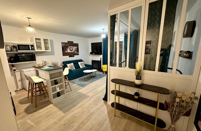 Appartement avec vue sur jardin Paris-Disney-Parking privé 'PKN MEAUX'