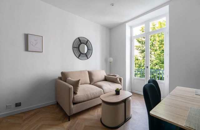 Appartement design et climatisé en centre ville