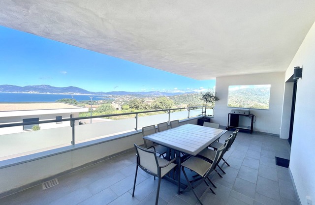 Appartement en Corse Avec vue sur la mer & sur les Îles Sanguinaires