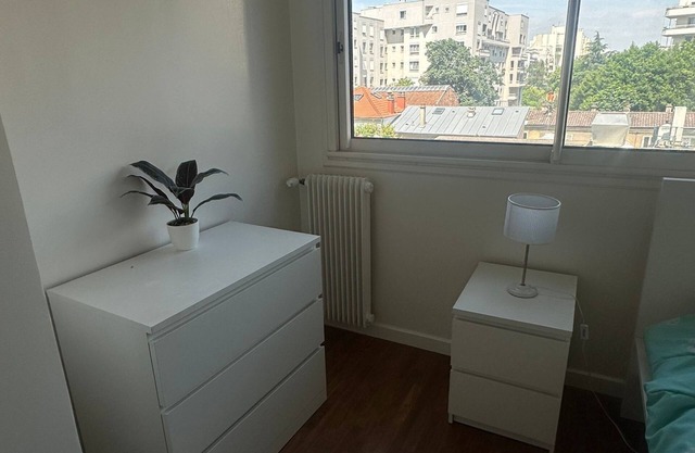 Appartement Moderne Deux Minutes de Porte D'italie