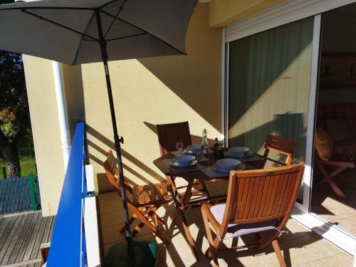Appartement T2 Cabine au calme, idéal famille/amis, proche plage, parking privé, terrasse. - FR-1-379-146