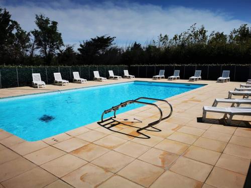 Appartement Indépendant dans le Résid hôtel idéal pour les vacances - séminaires - déplacements pro "L'Evidence du Golf " VEDENE