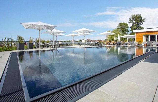 Appartements im MAREMUERITZ Yachthafen Resort