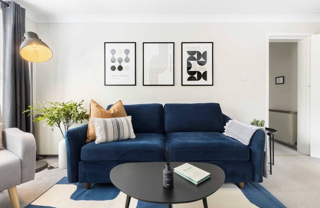 Apt 5 Chestnut Court - Leamington Spa
