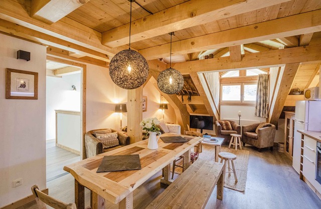 Apt Ella - a new 2 bed duplex in Les Alberts (Montgenevre)