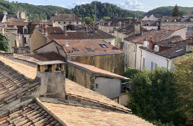 APT l'époque RENAISSANCE au centre ville calme