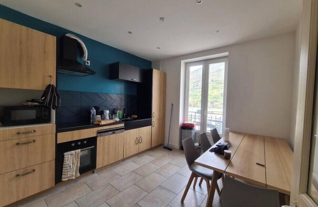 Apt or chalet near the slopes Briançon