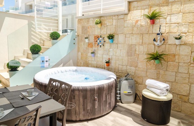 [ApuliaLux] Little Jem w Jacuzzi / 180 steps from Sea