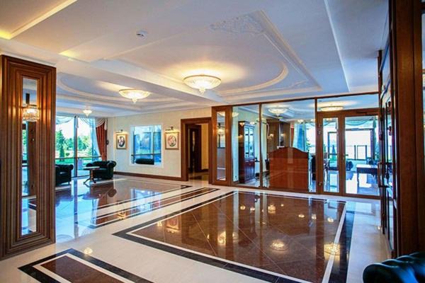 Aquamarine Apartment