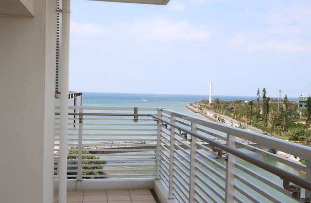Araha Blue Resort 6F