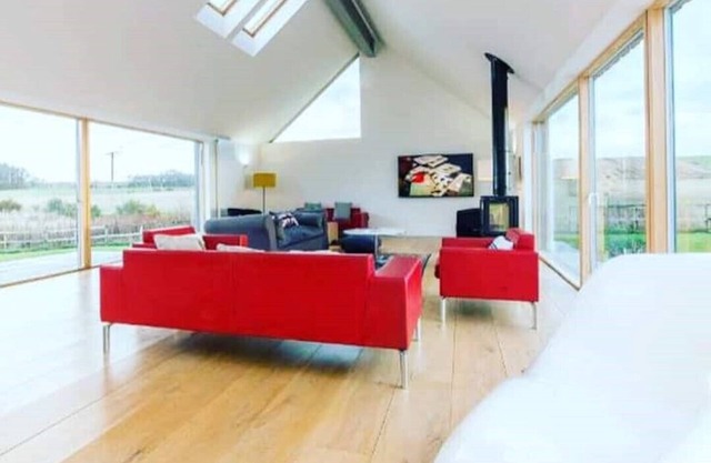 Architect Designed Barn, Beautiful Location