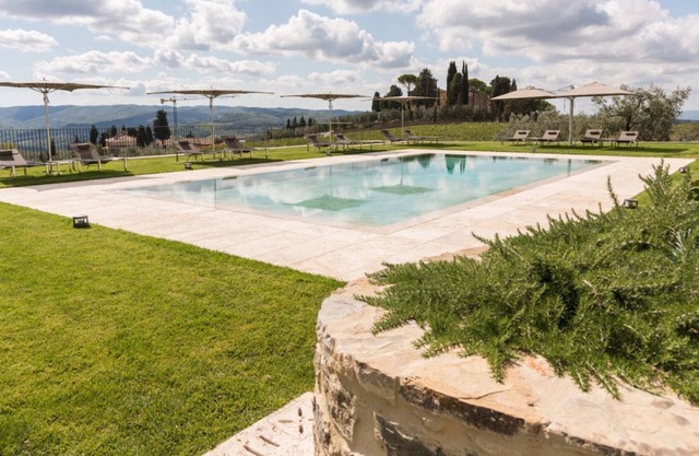 Arco Apartment - Apartment with shared pool and spa in the Chianti hills