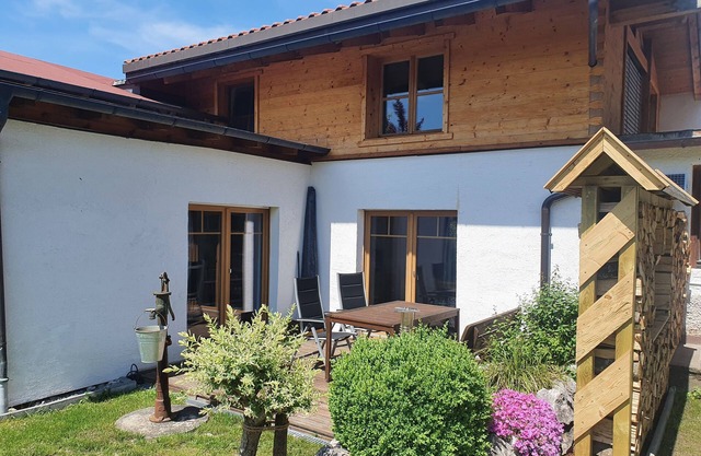 Arrive and feel good in the exclusive and modern vacation home Ulla