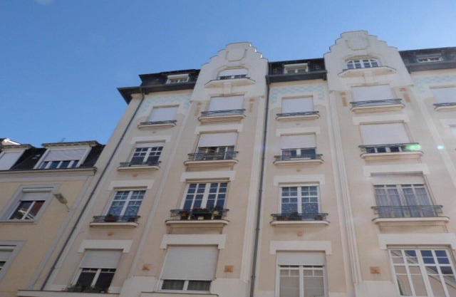 art deco studio neighborhood of the SNCF station