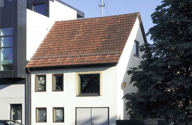 Art hotel with river, city and garden view
