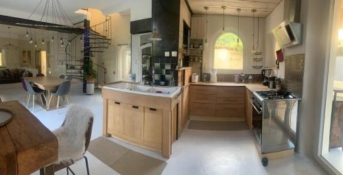 Artist Conscience Country House in Cévennes