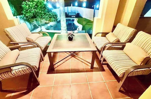 Arts Home Villa. 430m2 HEATED POOL 🏊🏼♂️CINE🍿2xJACUZZIS🛀🏽PLAYGROUND🎯PS4🎮