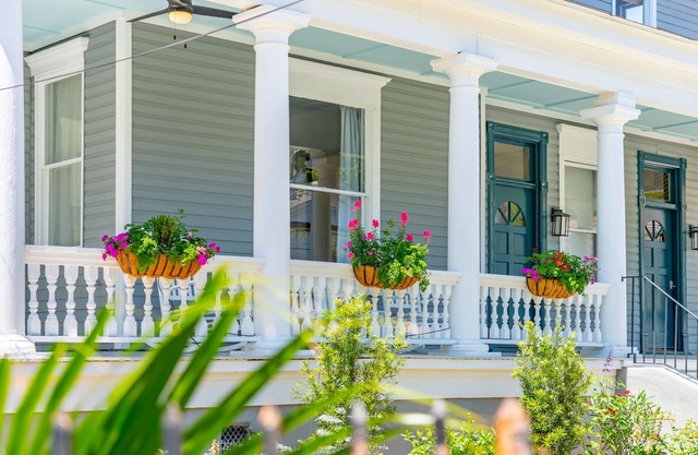 Artsy Apartment in Victorian Home with Heated Salt Water Pool