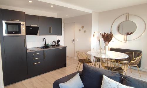 Arty Appart - Clim - Parking box privé - Balcon - Sauna en option