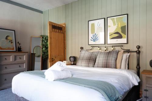 Ashley Suite - Cozy 1BR Maisonette with Parking & WIFI