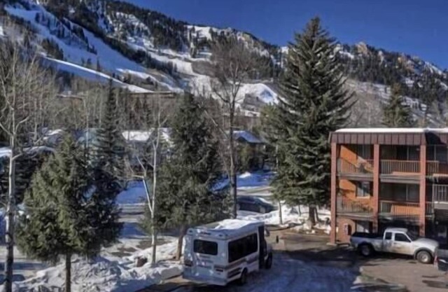 Aspen Core, Near Gondola!