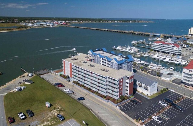 Assateague House #405 2 bdrm/2 bath in Ocean City MD.Se Habla Espanol