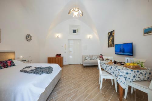 Assia Home