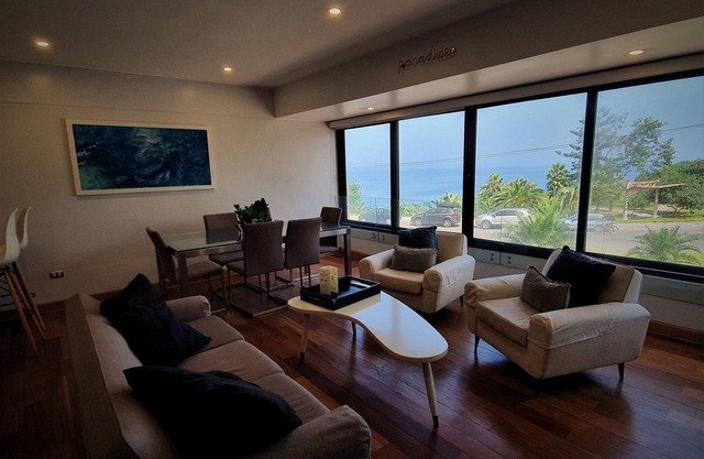 Astonishing ocean view ☼ disinfected ♥ soundproof☻
