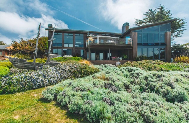 Astounding Oceanfront Property In Mendocino