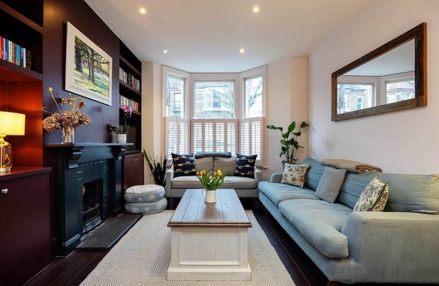 At home in Kensal Green, by Veeve
