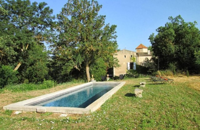 At the center of the Cathar country,Saint-André is an authentical and family mansion with a swimming-pool