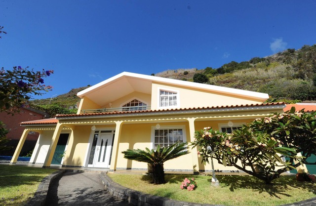 Atlantic Nature Garden, 13504/AL a villa surrounded by nature