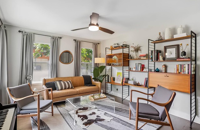 ATX City Bungalow | Single Family Home in Austin