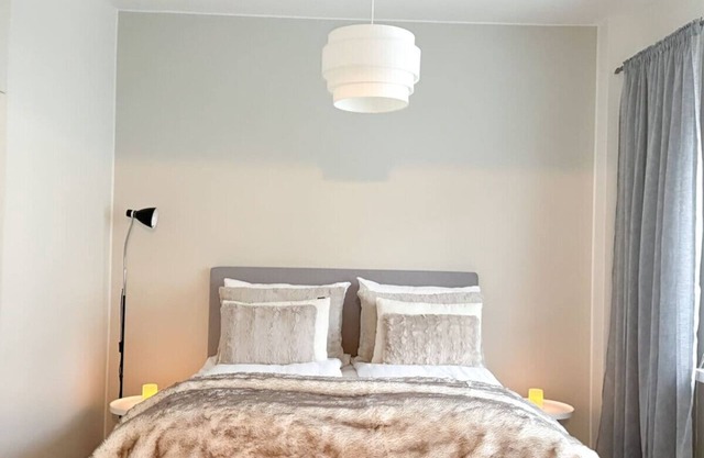 Aurora City Suite by BookLapland