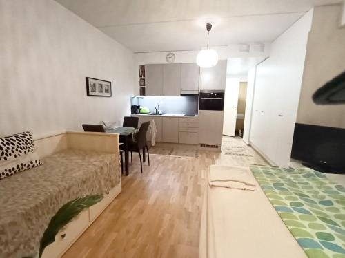 Aurora Home Vantaa Kivistö - Ruby studio 6min to Helsinki Vantaa Airport 20 min to Helsinki center