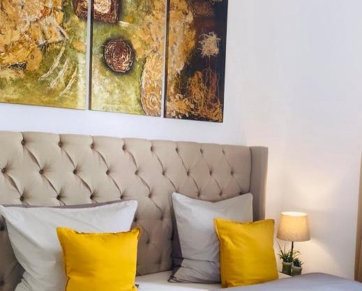 Aurum Apartment