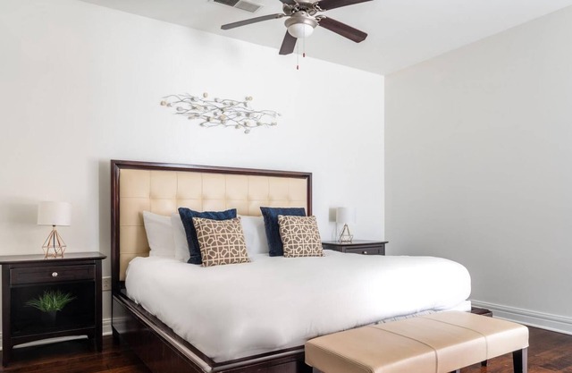 Austin | Beautiful Studio Apartment