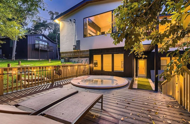 Austin's LUX Modern Home Near Downtown & Zilker