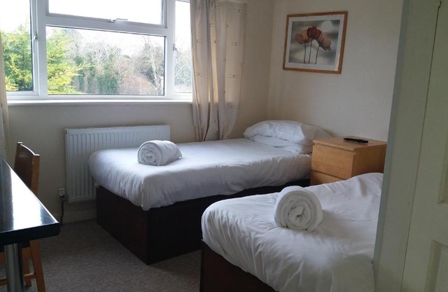 Ava House Bed and Breakfast